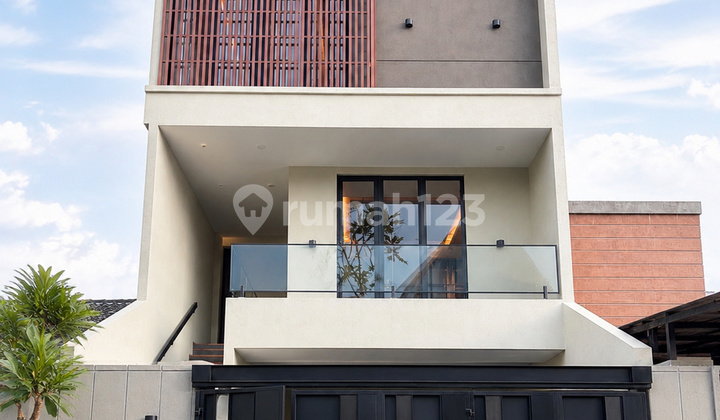 Brand New Luxury House Puri Indah With Pool And Private Lift - foto 1
