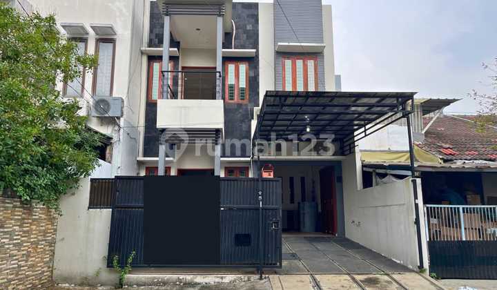 Hot Listing ‼️Rumah Puri Indah ,7X20, Luas 140, 2 Lantai - foto 1