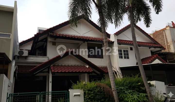 Rumah Strategis di Taman Permata Buana Jakarta Barat - SHM, LT 180 M² - foto 1
