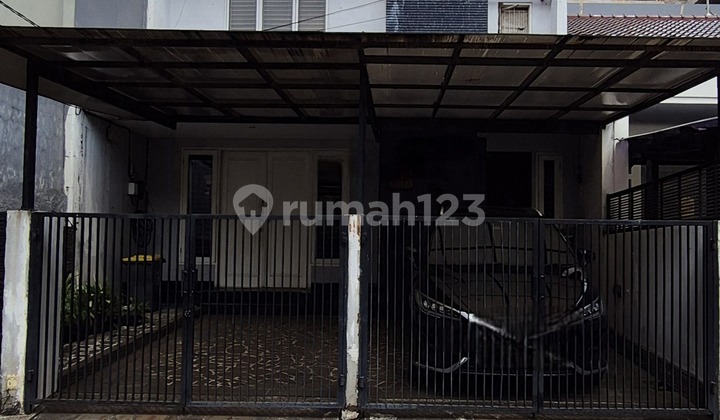 Rumah Rapi Puri Indah 140M2.deket Taman - foto 1
