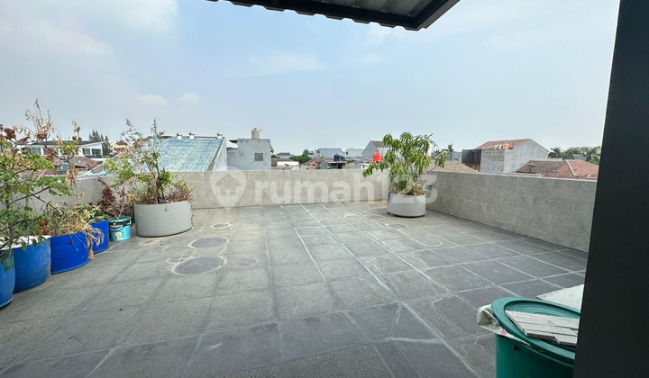 Dijual Rumah Taman Kencana Sudah Rapih Semi Furnsihed Tinggal Bawa Koper - foto 1