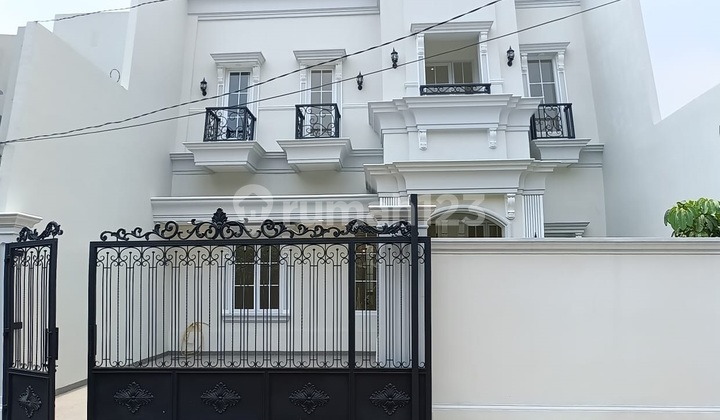 Dijual Rumah SHM 200 M² di Komplek Dpr Joglo Jakarta Barat Dekat Mercu Buana, Tol Jorr & Puri Indah - foto 1
