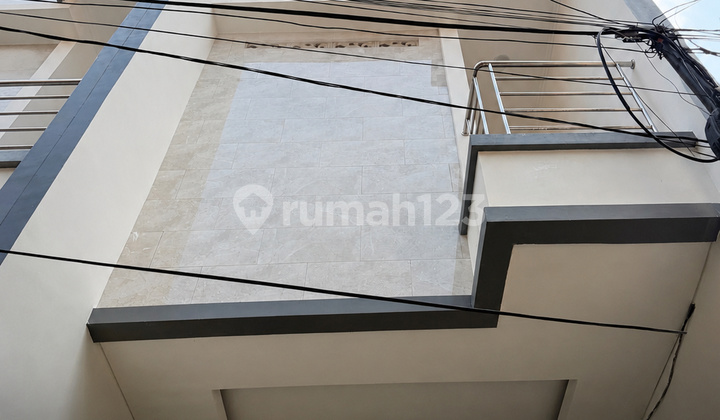 Rumah Baru 3.5X11 Strategis 1M An Tanjung Duren Jakarta Barat - foto 1