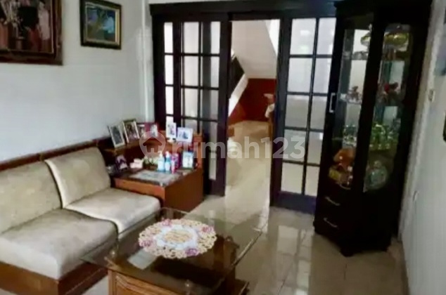 Puri Indah Rumah Murah Hitung Tanah Luas 240M2 - foto 1