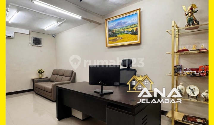Ana Rumah Ngantong Hoki 2Lt di Komp. Thi Luas 231M2 Lokasi Nyaman Jelambar - * Good- Deal !!* - foto 1