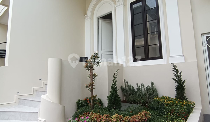 Rumah Baru Modern 3 Lantai .Lt 120M2 KT 4 Km@3 - foto 1