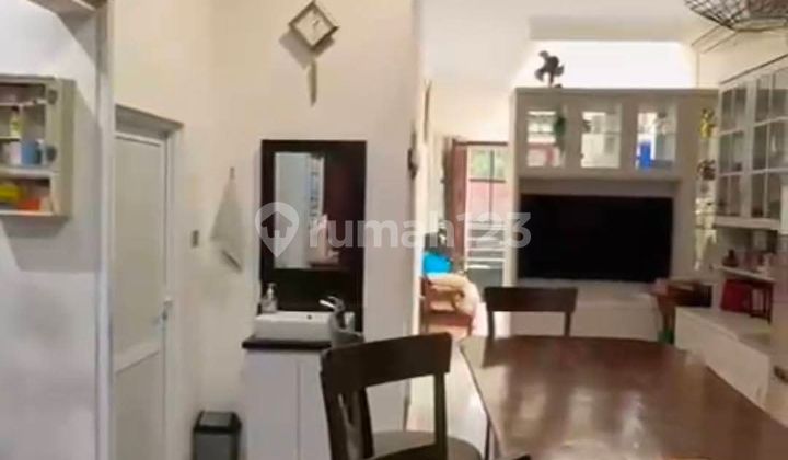 Rumah + Kos2an 3 Lantai di Kebon Jeruk Jkt Barat - foto 1