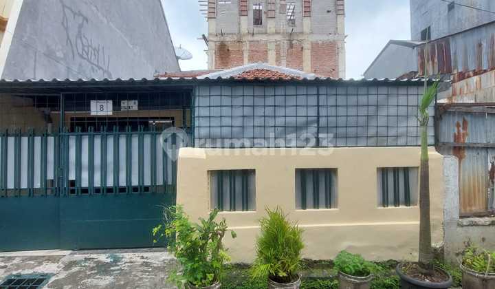 Dijual Bu Rumah Ketapang Dekat Gajah Mada Plaza - foto 1