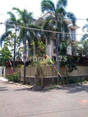 Kost SHM Furnished di Puri Indah, Jakarta Barat - foto 1