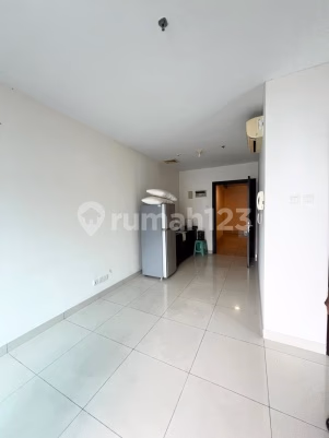 Apartemen Central Park Jual Studio Central Park - Unit apartemen 1 lantai di kaw #629631 - foto 2