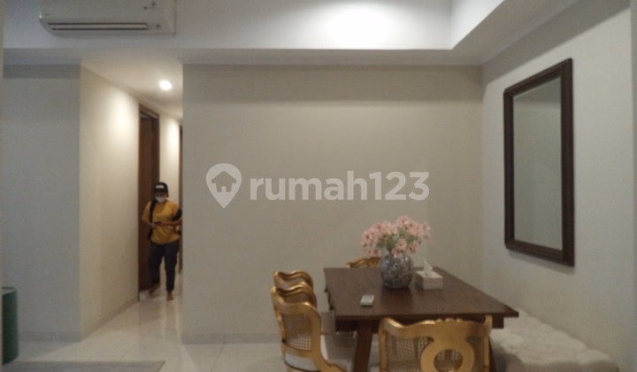 Apartemen Taman Anggrek Jual 4BR 135m² Lt.135 - Unit apartemen 1 lantai di kaw #666181