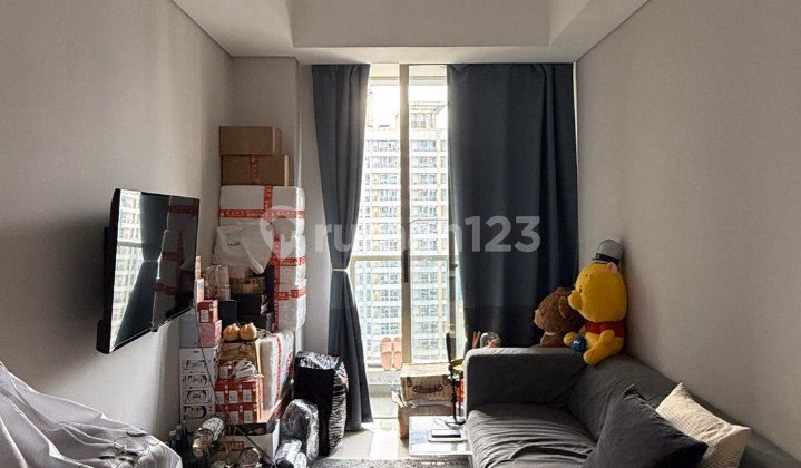 Apartemen Taman Anggrek Jual Studio - Taman Anggrek, Jakarta Barat - #522057