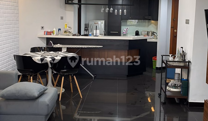 Apartemen Taman Anggrek Jual 2BR - Di kawasan Taman Anggrek, Jaka #202666