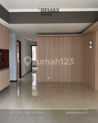 Apartemen Central Park Jual 3BR Central Park 100m² - Berlokasi di Central Park, Jak #640110 - foto 2