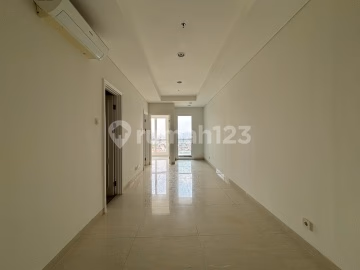Apartemen Central Park Jual 1BR Central Park - Di Central Park, Jakarta Barat #489066 - foto 2