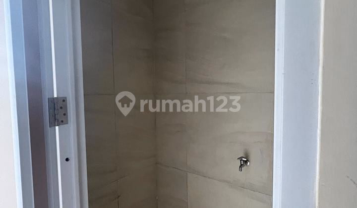 Apartemen Taman Anggrek Jual Studio 135m² Lt.135 - Taman Anggrek, Jakarta Barat - #572708