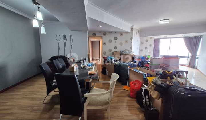 Apartemen Taman Anggrek Jual 3BR - Kesempatan terbatas buat Anda #674456