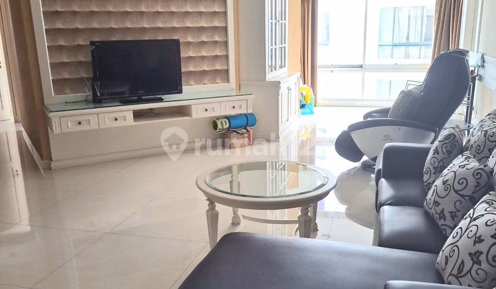 Apartemen Taman Anggrek Jual 1BR - Berlokasi di Taman Anggrek, Ja #706835