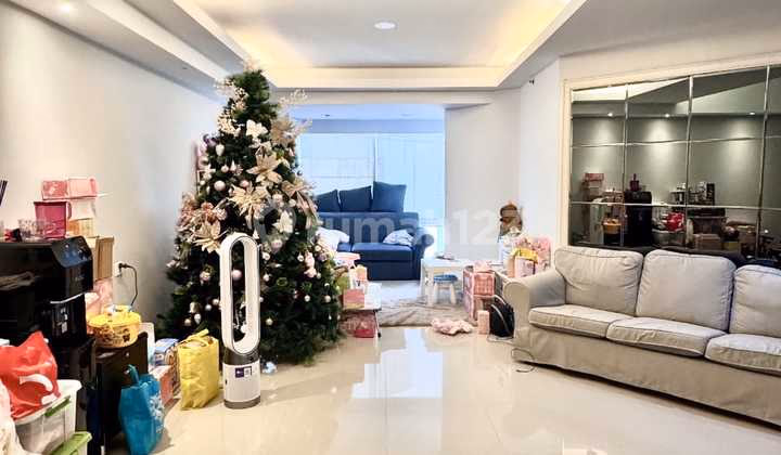 Apartemen Taman Anggrek Jual 3BR - Apartemen di Taman Anggrek.

M #590601
