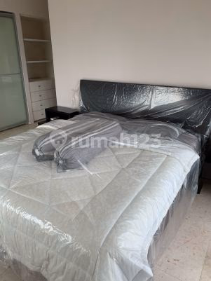 Apartemen Senayan Jual 4BR+ Senayan - Unit apartemen 1 lantai di kaw #694963 - foto 3