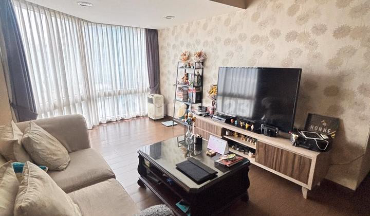 Apartemen Taman Anggrek Jual Studio 88m² - Condominium 1 lantai di Taman #582665