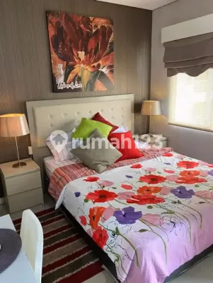 Apartemen Central Park Jual 1BR Central Park - Berlokasi di Central Park, Jak #649116 - foto 2