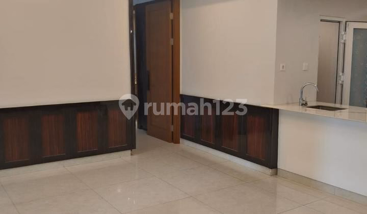 Apartemen Taman Anggrek Jual Studio 143m² Lt.143 - Unit apartemen yang terletak d #627072