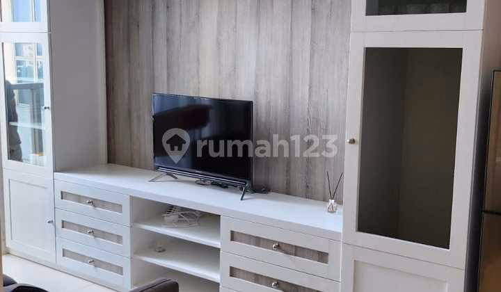 Apartemen Taman Anggrek Sewa Studio - Unit apartemen 1 lantai di kaw #393101
