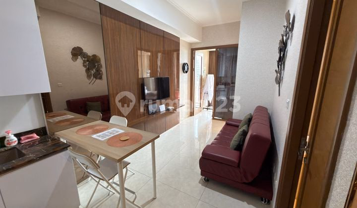 Apartemen Taman Anggrek Jual 1BR - Apartemen di Taman Anggrek.

T #673497