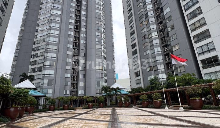 Apartemen Taman Anggrek Jual 3BR - Berlokasi di Taman Anggrek, Ja #579527