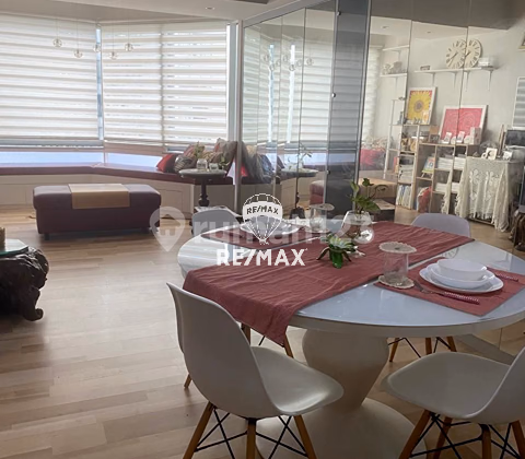 Apartemen Taman Anggrek Jual 2BR 88m² Lt.1 - Unit PREMIUM, Fully Furnished #693655