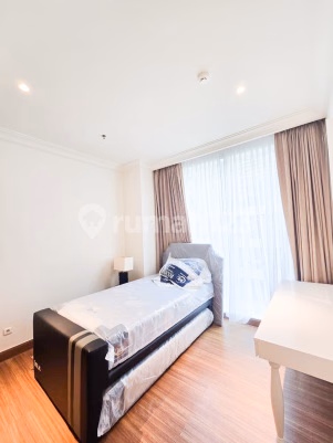 Apartemen Pakubuwono Jual Studio Pakubuwono Lt.153 - FOR SALE...

Tower Redwood
Lua #530495 - foto 5