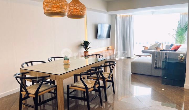 Apartemen Taman Anggrek Sewa 3BR 88m² - Condominium 1 lantai di Taman #609177