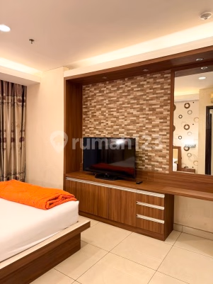 Apartemen Central Park Jual Studio Central Park - Unit apartemen 1 lantai di kaw #629651 - foto 4