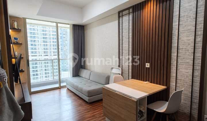 Apartemen Taman Anggrek Jual 1BR 40m² - Taman Anggrek, Jakarta Barat - #296936