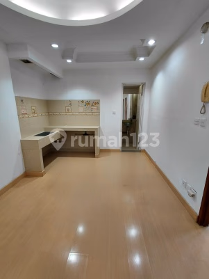 Apartemen Central Park Jual Studio Central Park - Central Park, Jakarta Barat - #689203 - foto 2