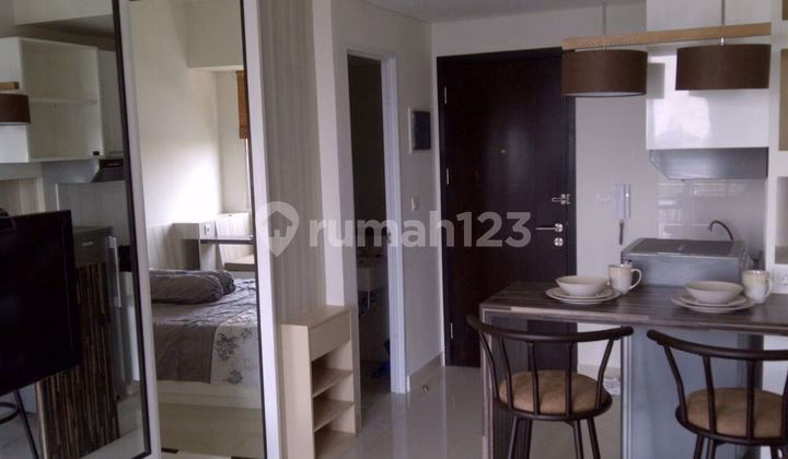 Apartemen Central Park Jual Studio Central Park - Berlokasi di Central Park, Jak #579577