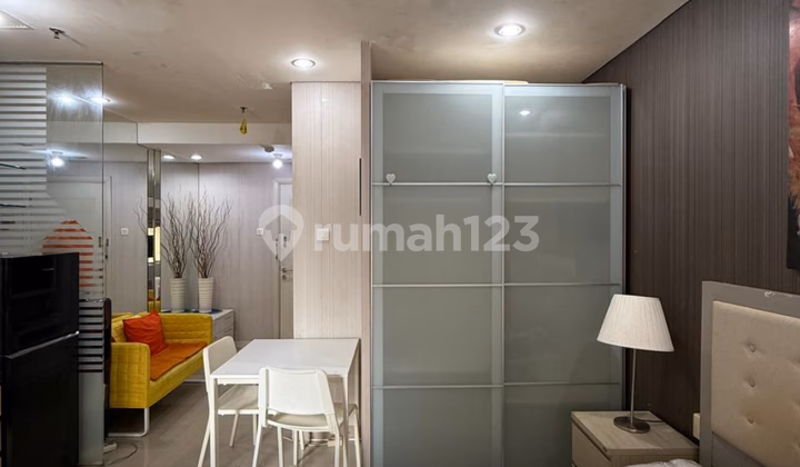 Apartemen Central Park Jual Studio Central Park - Berlokasi di Central Park, Jak #676728
