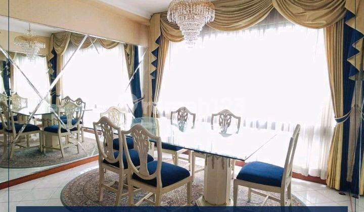 Apartemen Taman Anggrek Jual 4BR - Unit apartemen 1 lantai di Tam #368782