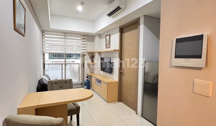 Apartemen Taman Anggrek Sewa 1BR 38m² - Unit apartemen yang terletak d #563051