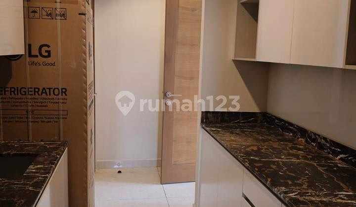Apartemen Taman Anggrek Jual Studio 135m² Lt.135 - Berlokasi di Taman Anggrek, Ja #605141